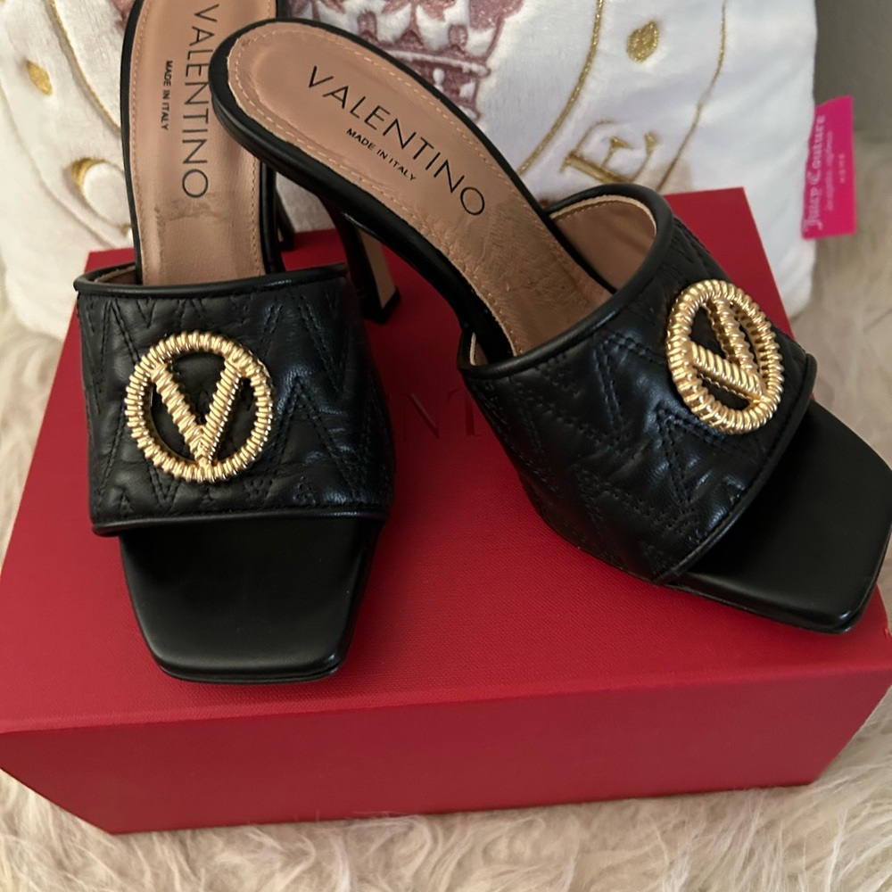 Valentino Quilted Black mules/ Heels with Gold Logo! 🔥🔥🔥